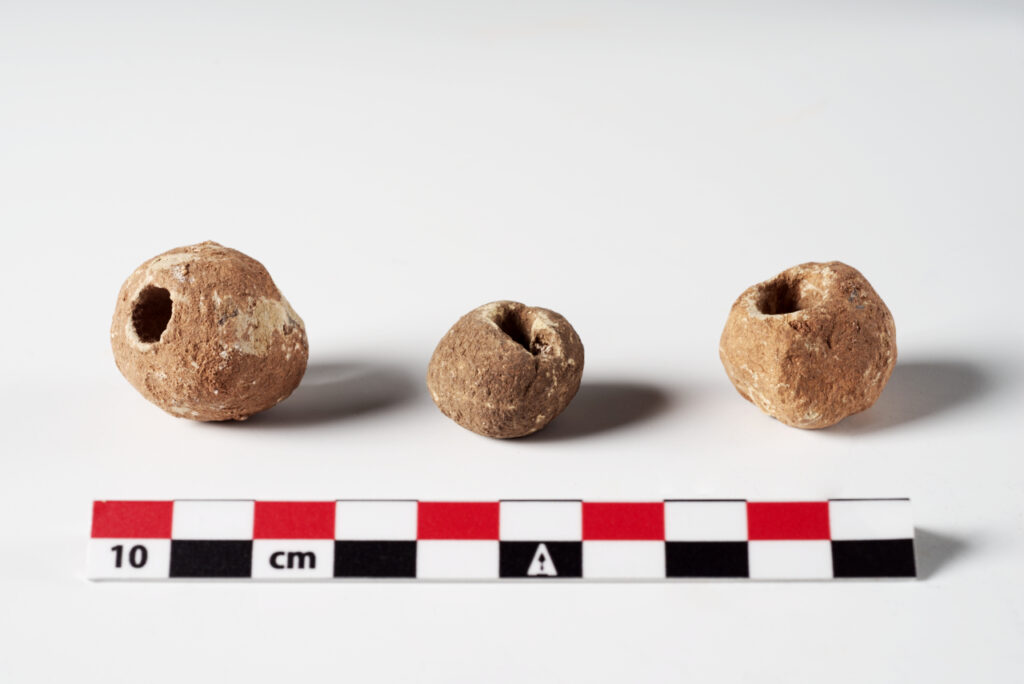 Pesi da rete Patù - località Vereto età tardoantica Ceramica acroma inv. 93344, 93346, 93358