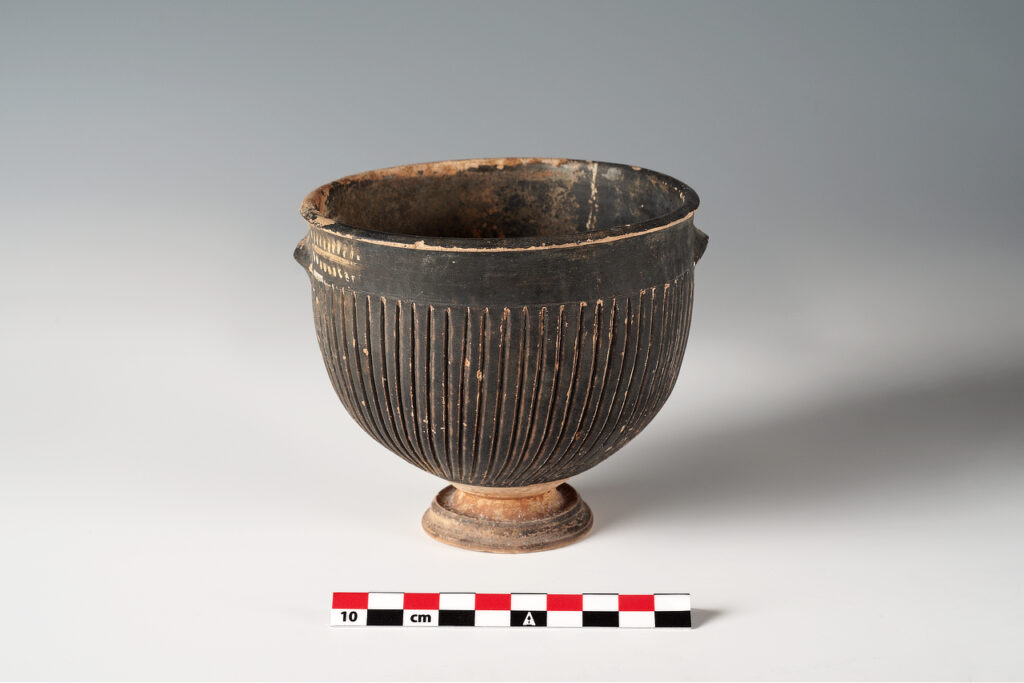 Patù - località Sant’Andrea fine IV - inizi III sec. a.C. Ceramica sovradipinta (in stile di Egnazia) inv. 6337